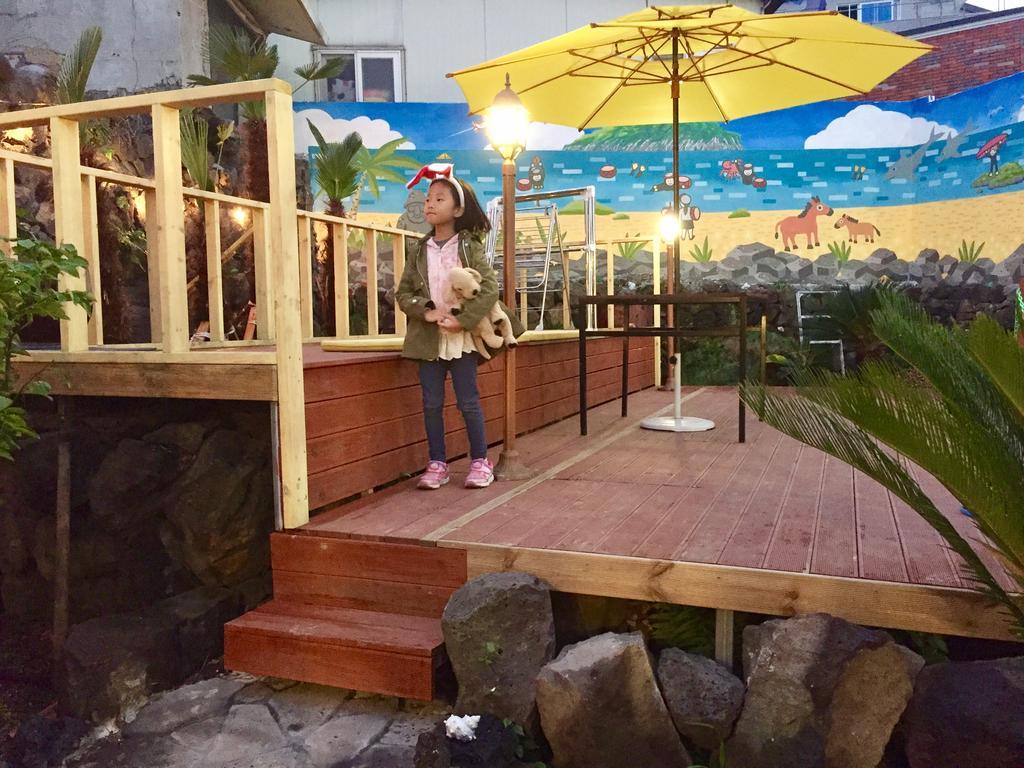 Little Haenyeo Jeju Exterior foto